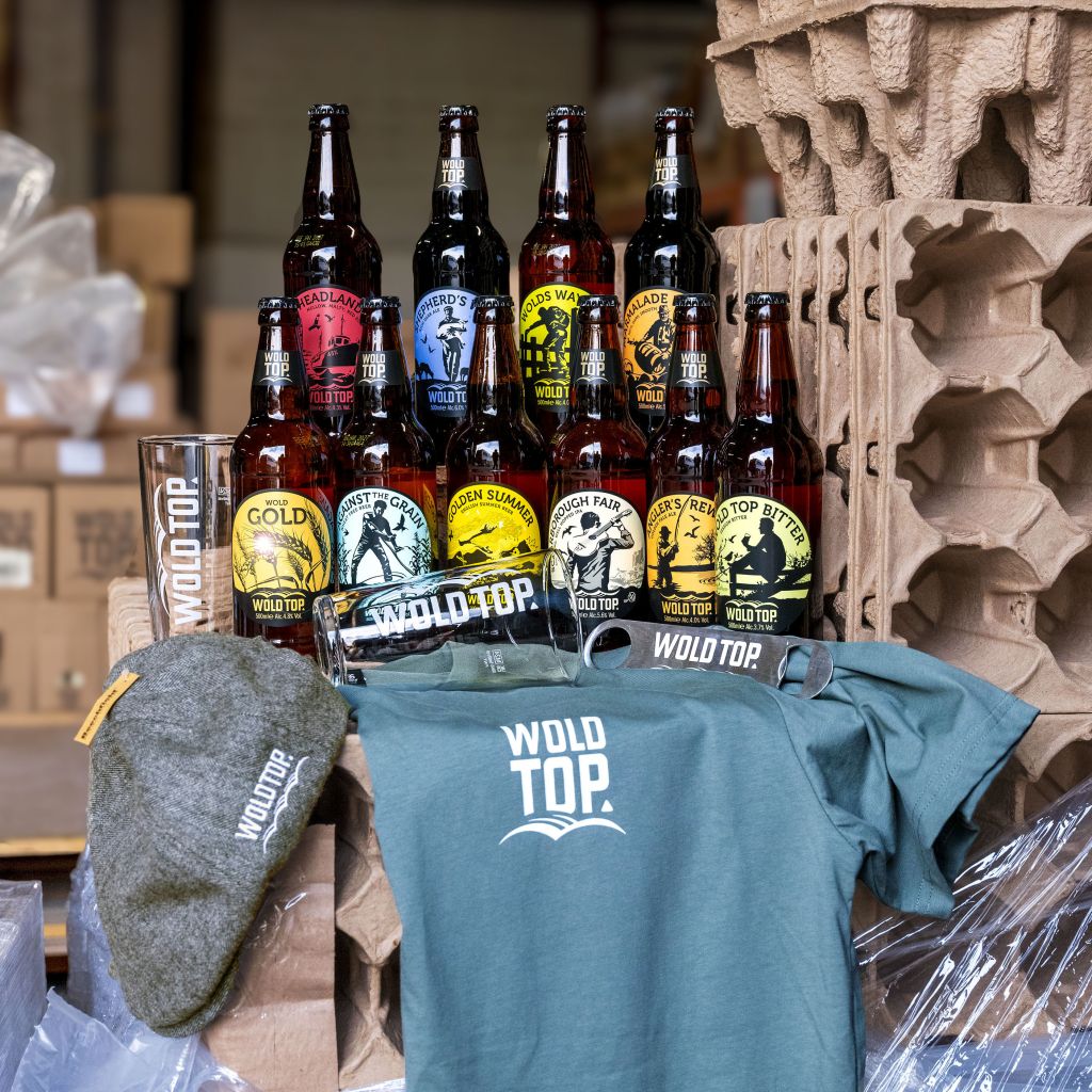 Wold Top Gift Box