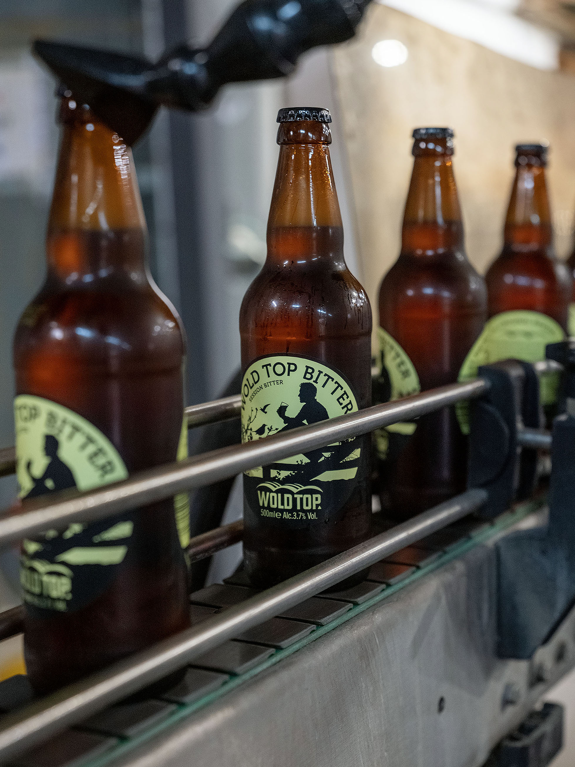 Wold Top Bitter bottles on the brewery bottling line